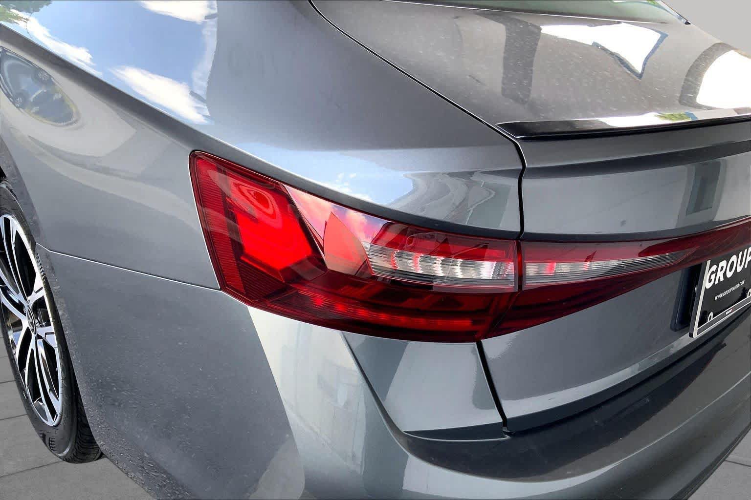 Used 2026 Volkswagen Jetta Sport FWD image 30