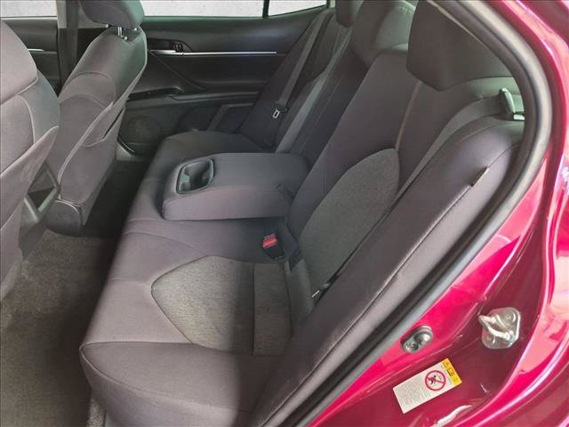 Used 2018 Toyota Camry LE FWD image 24