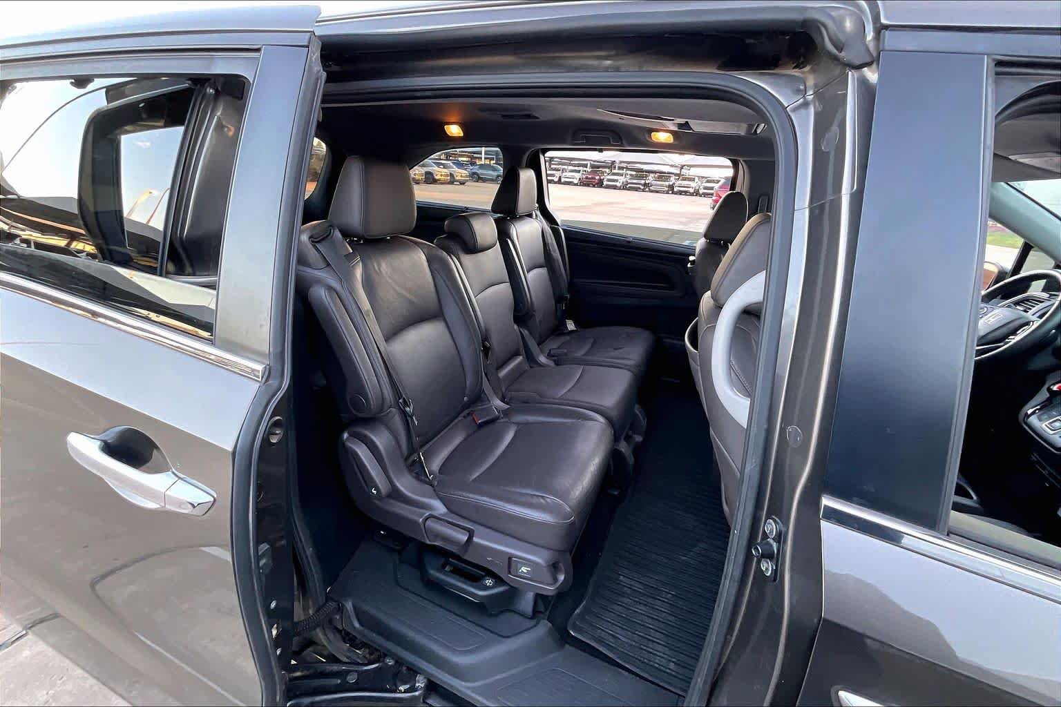 Used 2023 Honda Odyssey Touring image 20