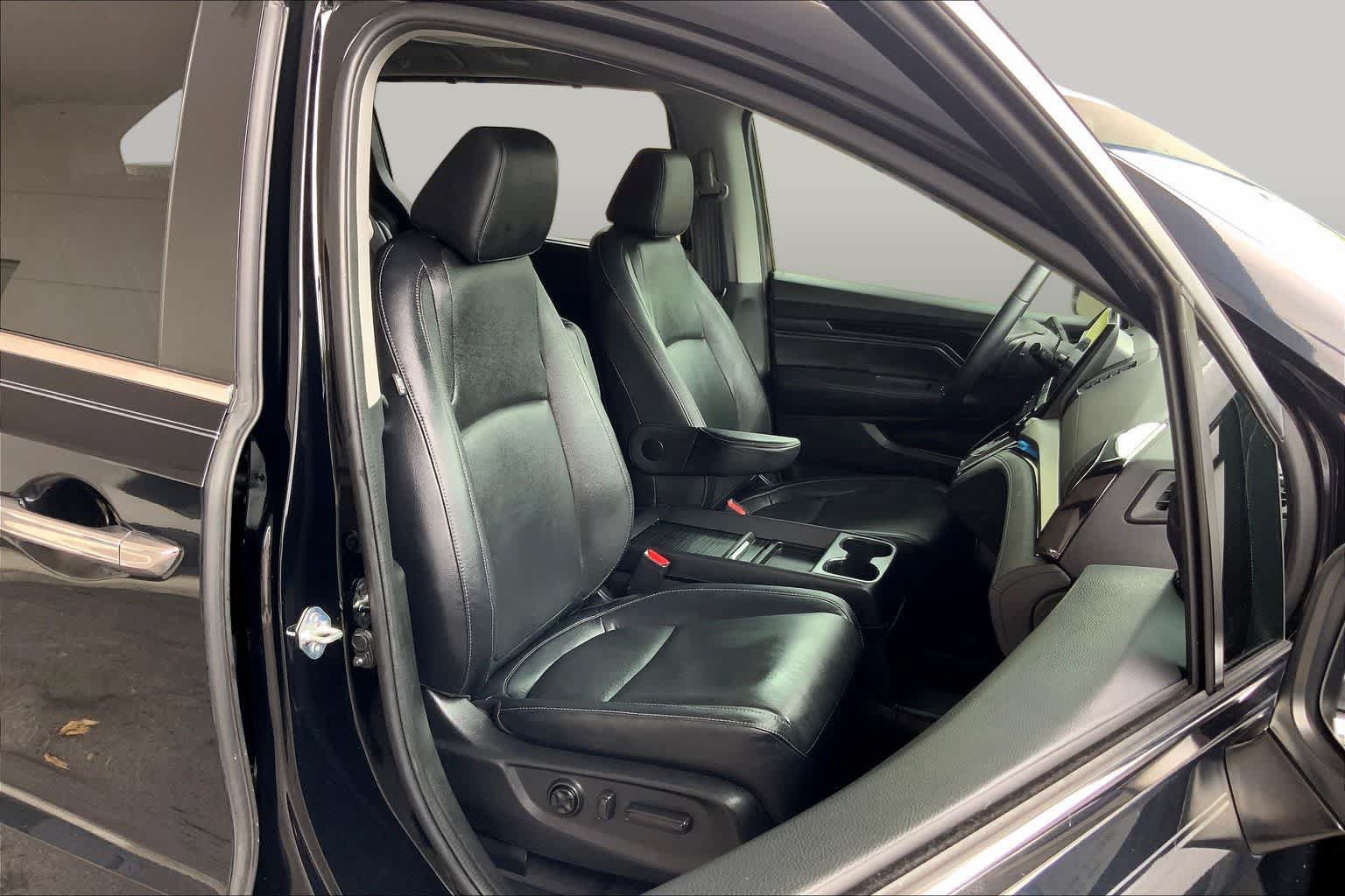 Used 2022 Honda Odyssey Touring image 9