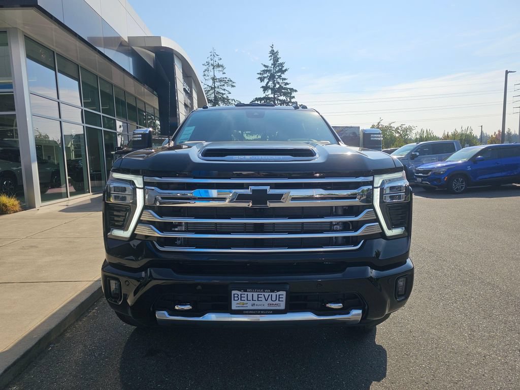 New 2026 Chevrolet Silverado 3500 High Country w/ High Country Premium Package AWD/4WD image 2