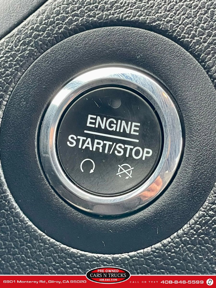 Used 2018 Ford Explorer XLT w/ Equipment Group 201A image 24