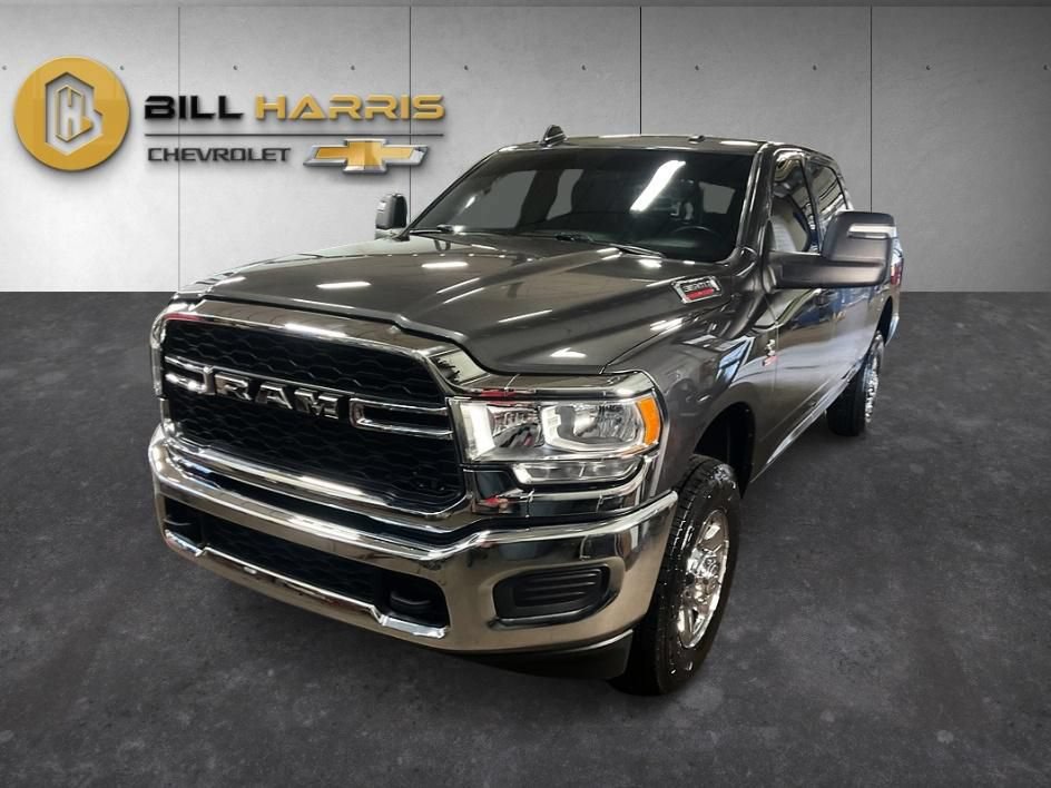 Used 2024 RAM 3500 Tradesman w/ Chrome Appearance Group AWD/4WD image 1