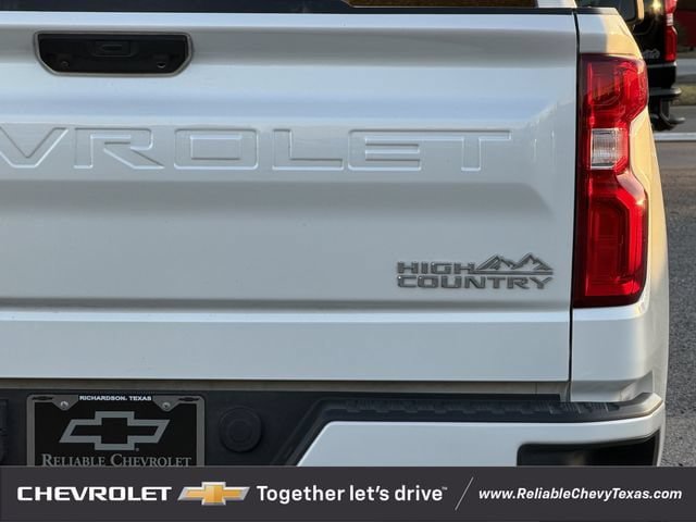 Used 2025 Chevrolet Silverado 1500 High Country w/ High Country Premium Package AWD/4WD image 8