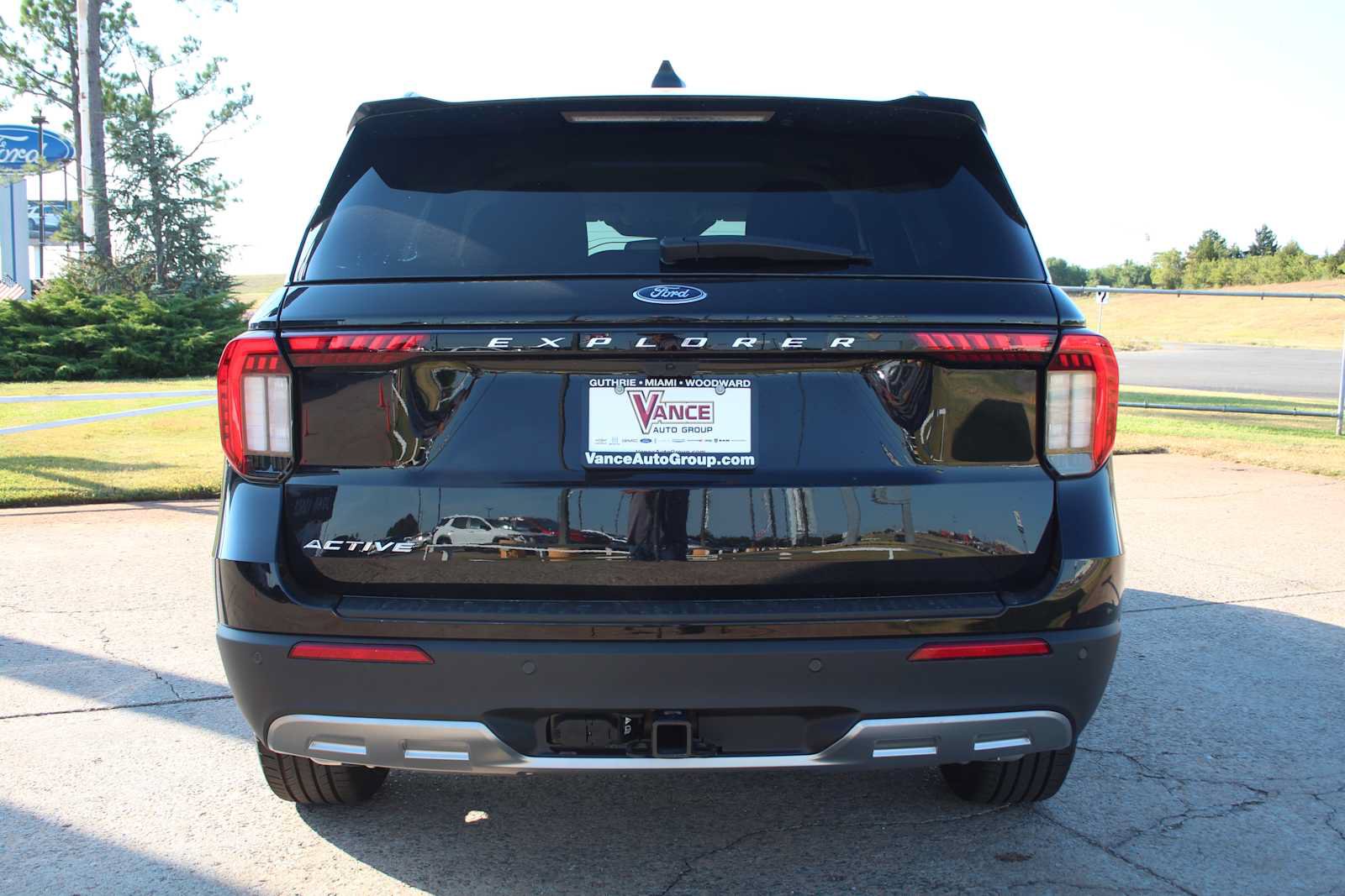 New 2026 Ford Explorer Active w/ Active Comfort Package RWD image 9