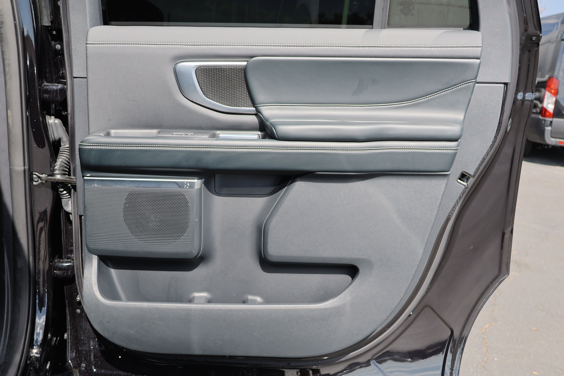 Certified 2025 Ford Expedition Max Platinum w/ Stealth Appearance Package image 33