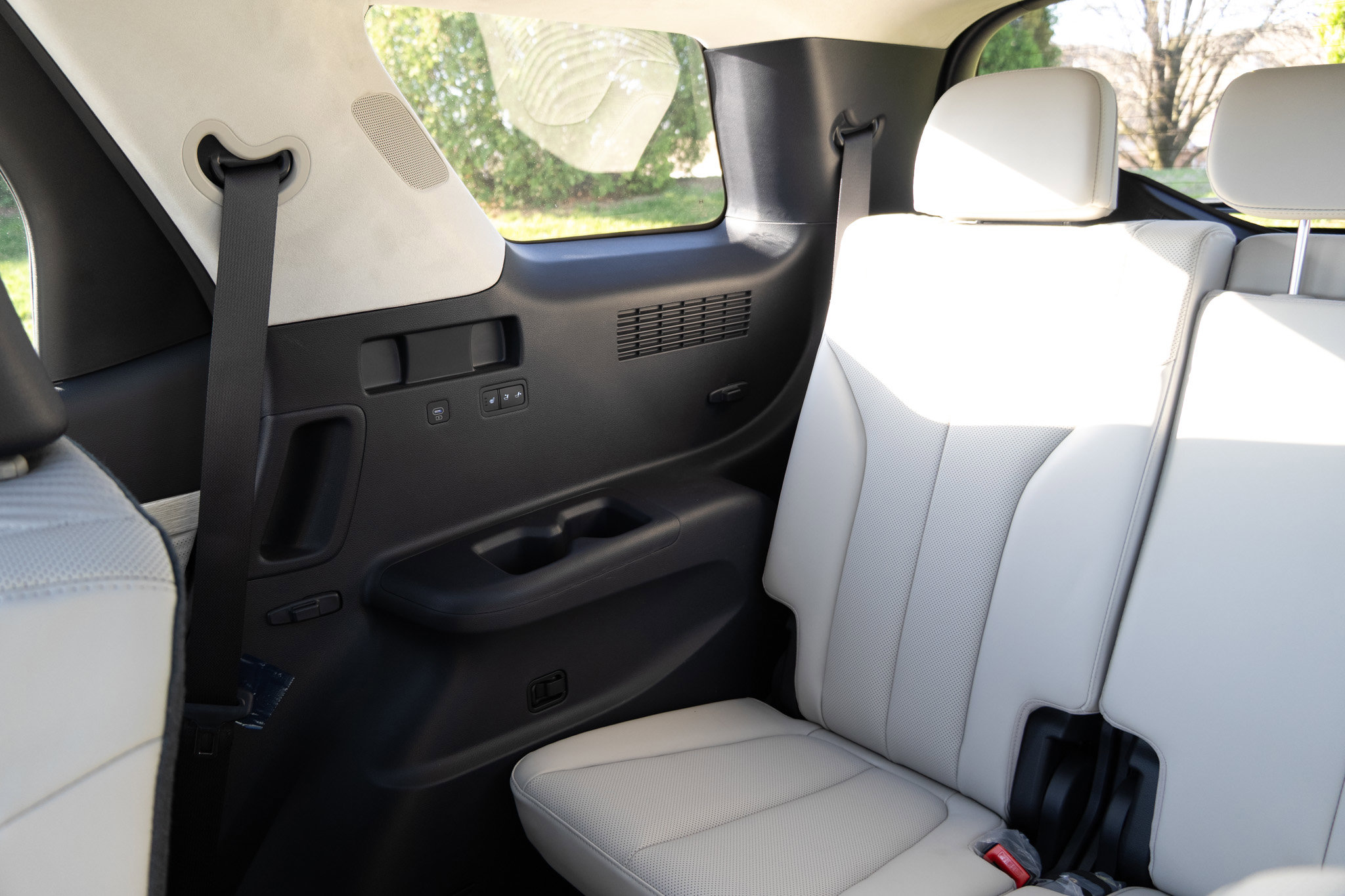 Used 2024 Hyundai Palisade Calligraphy image 71