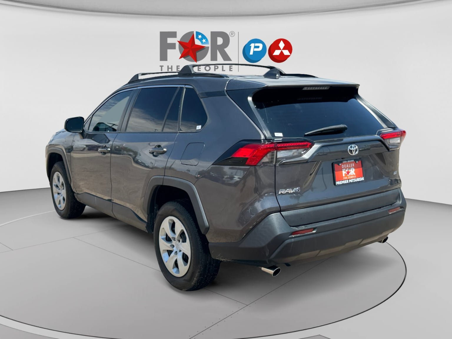 Used 2021 Toyota RAV4 LE w/ Carpet Mat Package (TMS) FWD image 3