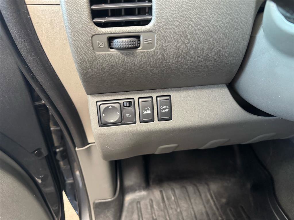 Used 2019 Nissan Frontier SV image 18