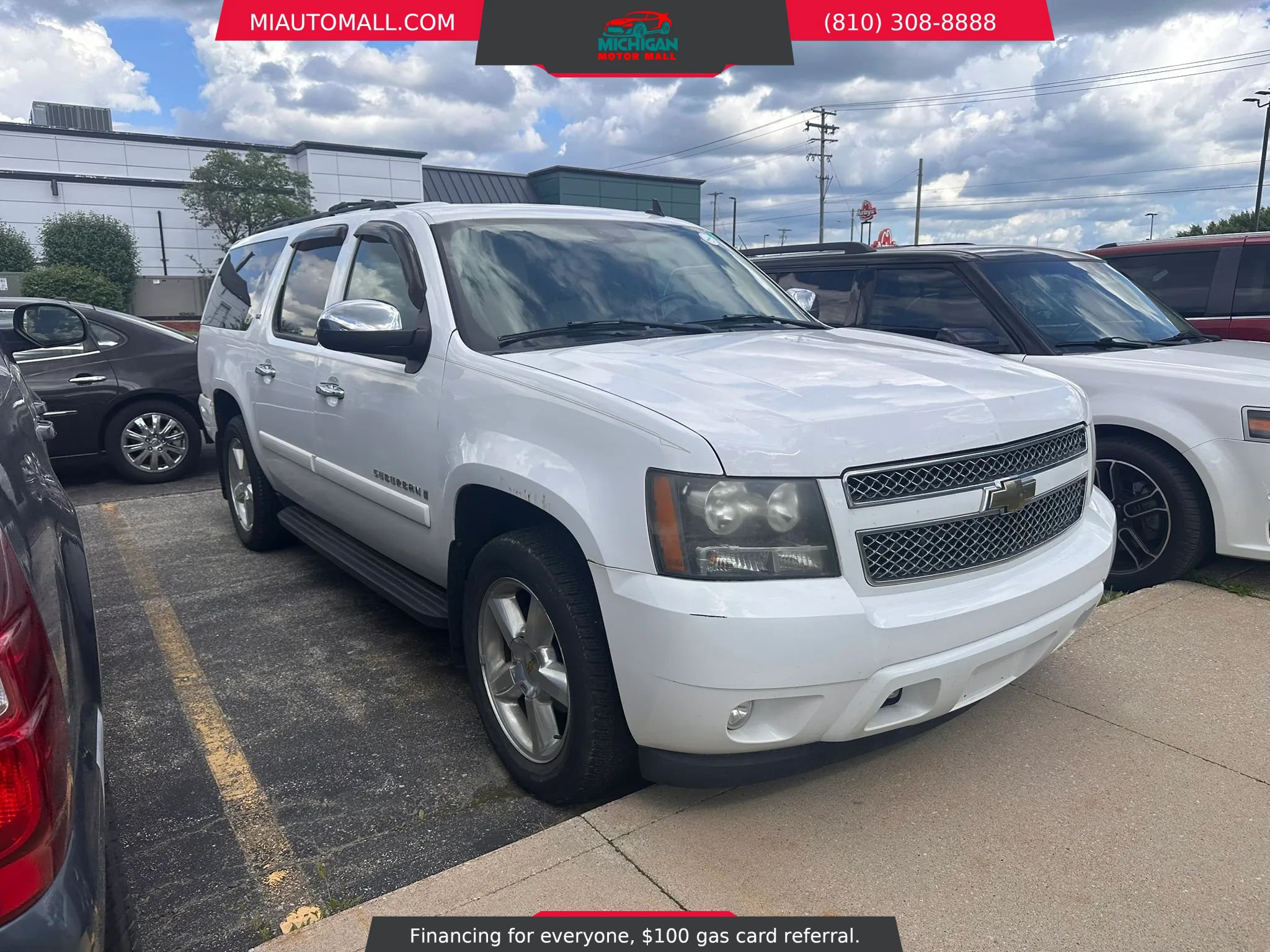 Used 2008 Chevrolet Suburban LTZ w/ LTZ Preferred Equipment Group AWD/4WD image 3