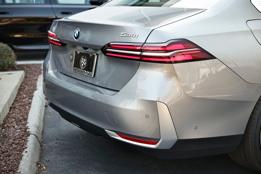 New 2026 BMW 530i w/ Premium Package image 9