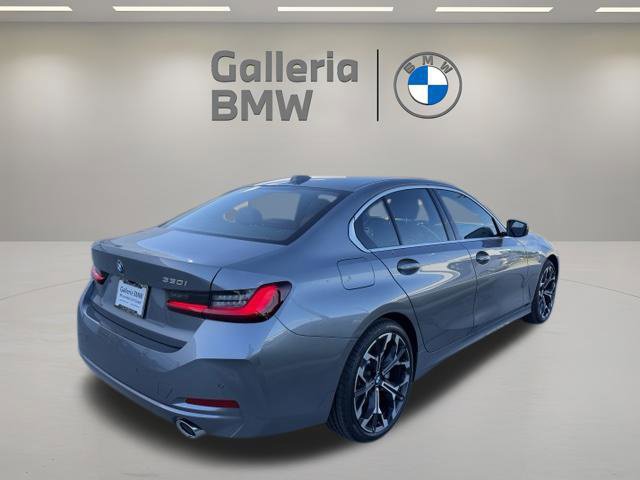 New 2026 BMW 330i Sedan w/ Convenience Package RWD image 5