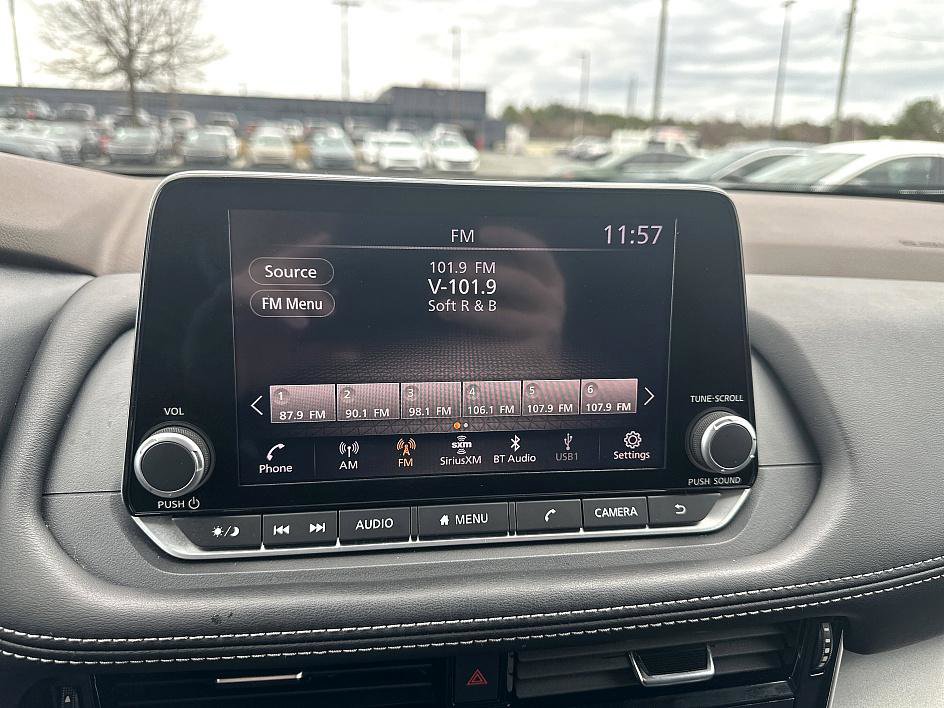 Certified 2023 Nissan Rogue SV w/ SV Premium Package image 25