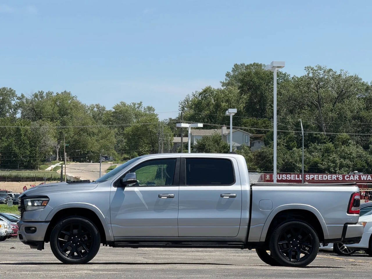 Used 2020 RAM 1500 Laramie AWD/4WD image 2