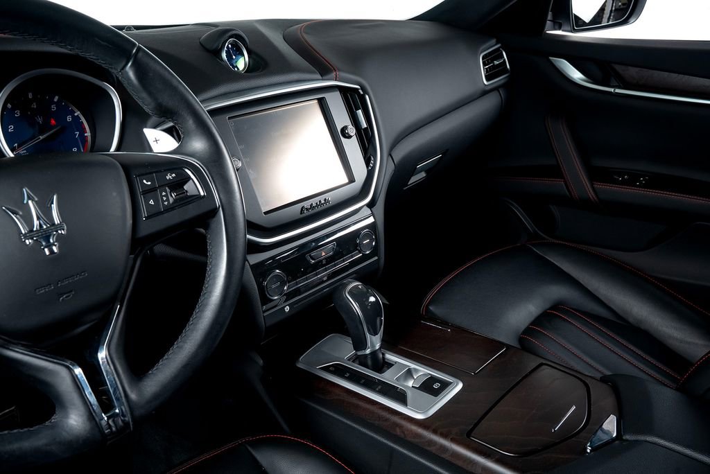 Used 2016 Maserati Ghibli S Q4 image 28