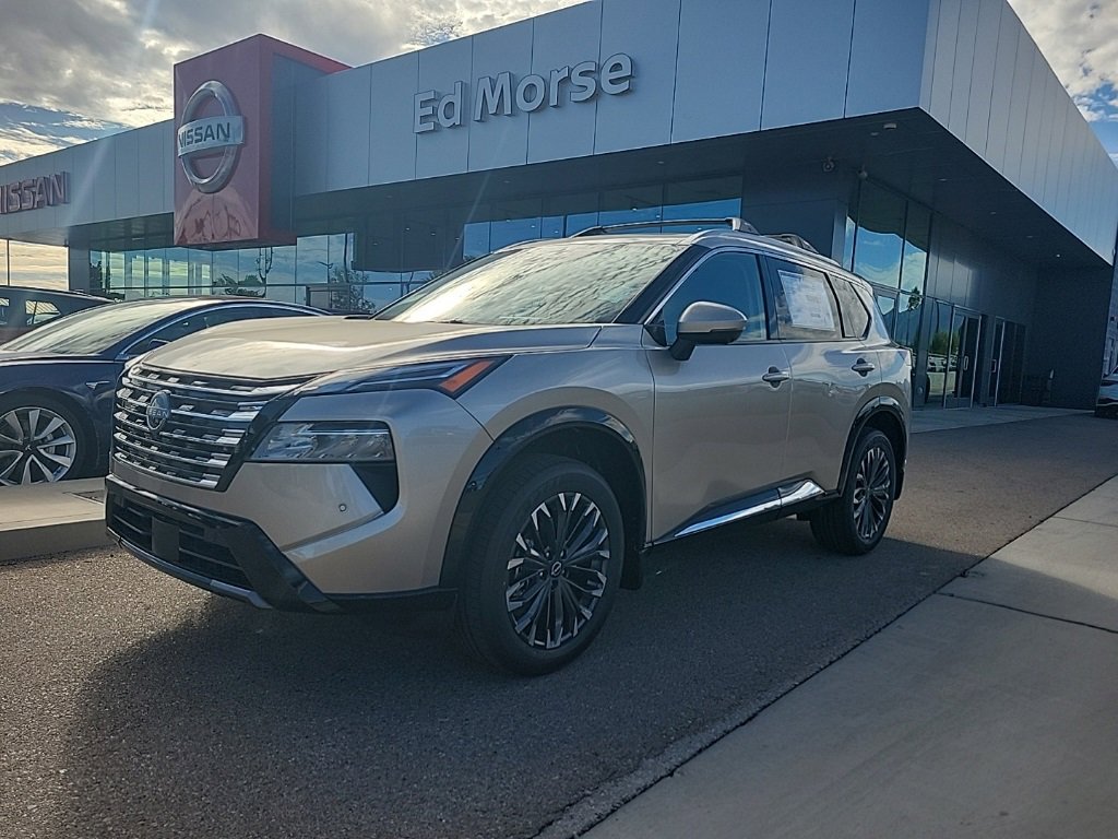 New 2026 Nissan Rogue Platinum image 1