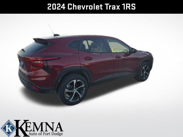 Used 2024 Chevrolet Trax RS w/ Driver Confidence Package image 7