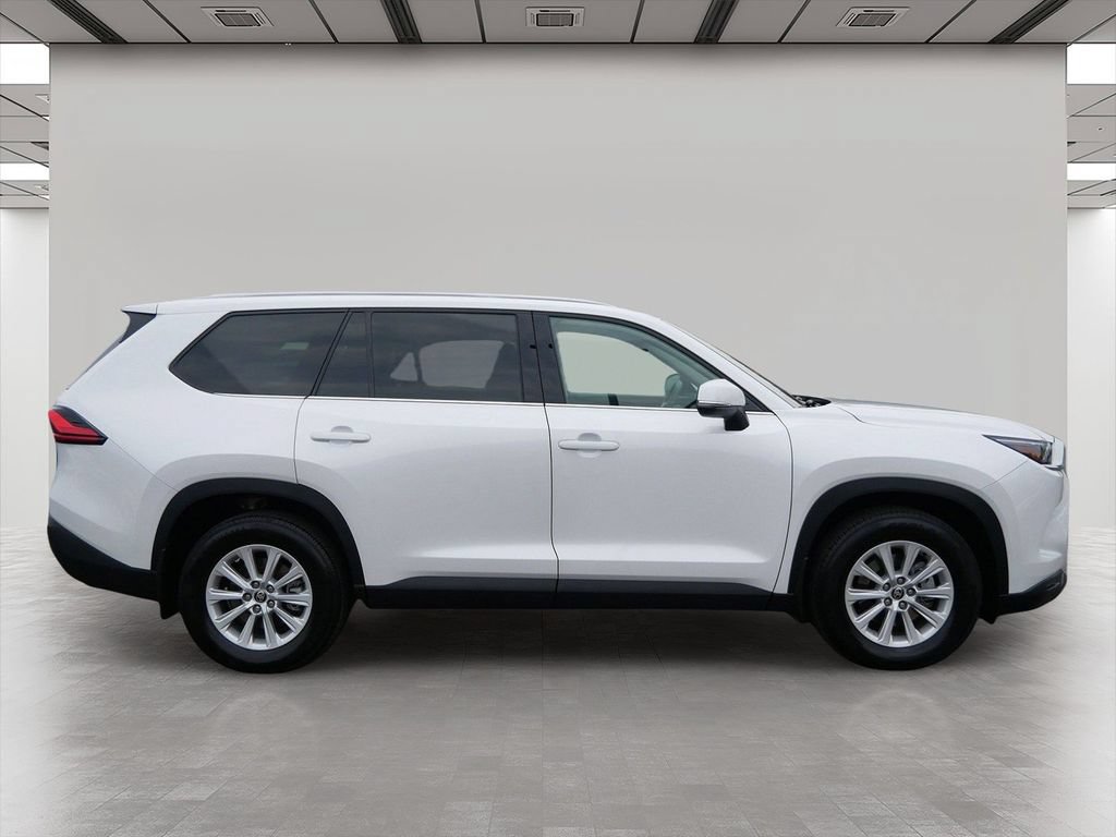 Used 2024 Toyota Grand Highlander AWD image 7