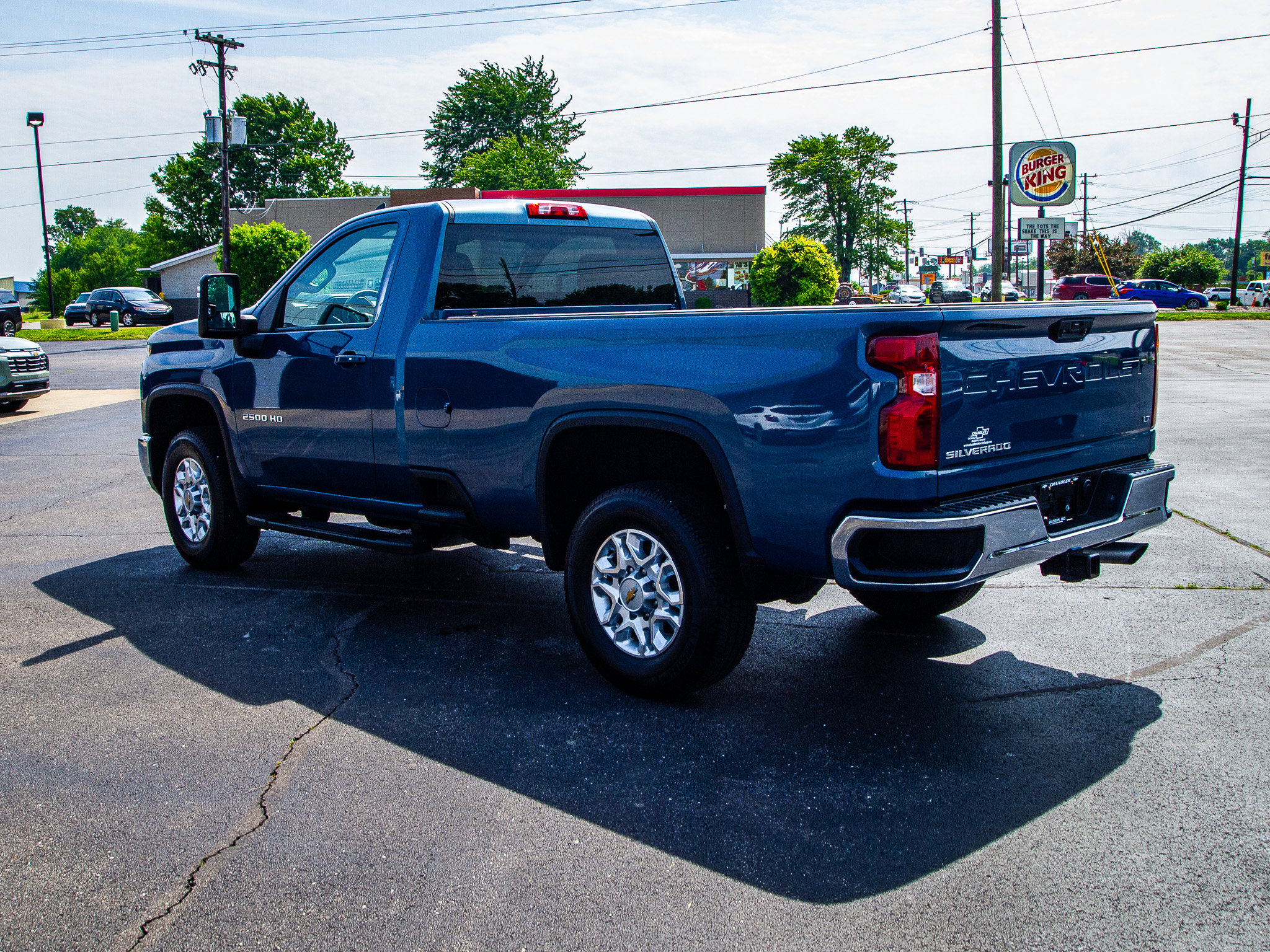 Used 2024 Chevrolet Silverado 2500 LT w/ Convenience Package AWD/4WD image 5