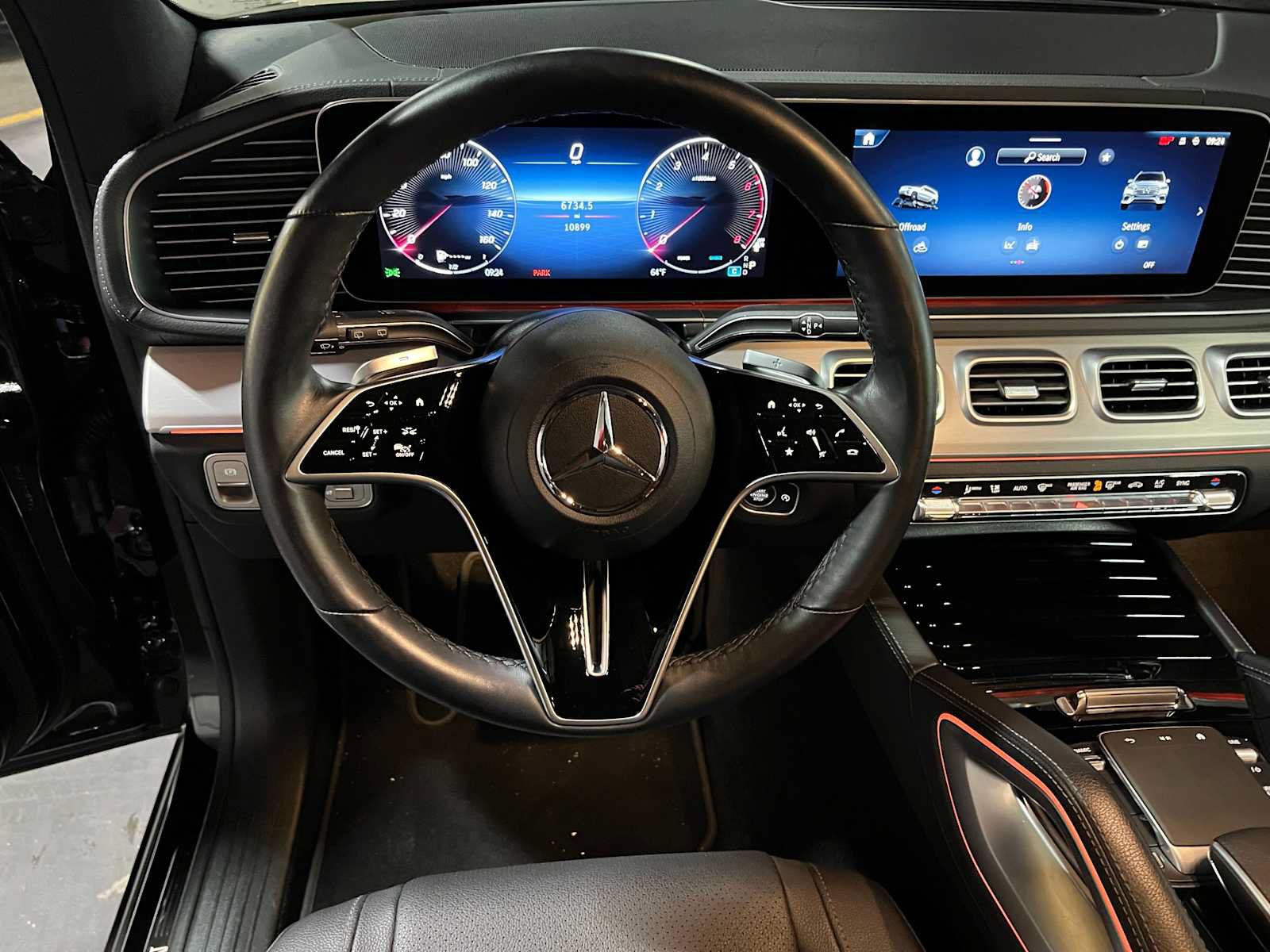 Used 2025 Mercedes-Benz GLS 450 4MATIC image 28