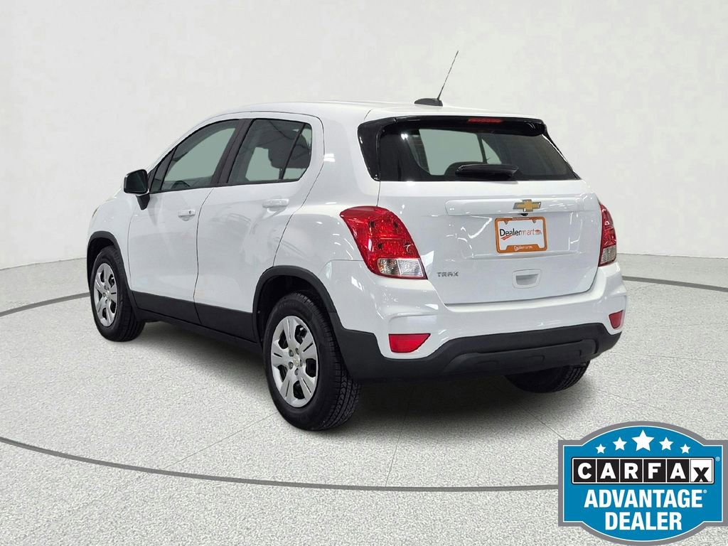 Used 2017 Chevrolet Trax LS FWD image 3