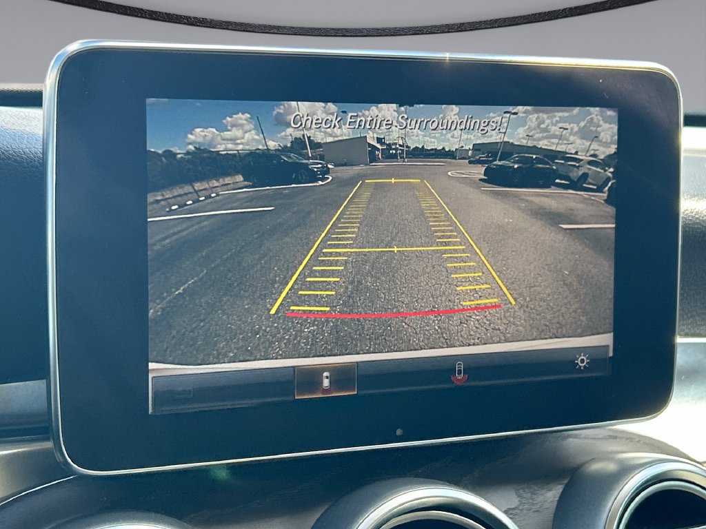 Used 2019 Mercedes-Benz GLC 350e 4MATIC image 34