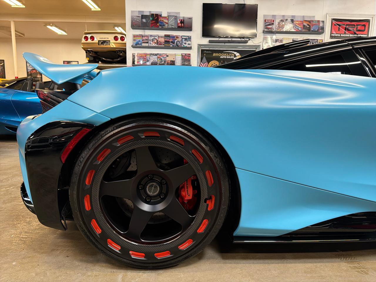 Used 2021 McLaren 765LT image 24