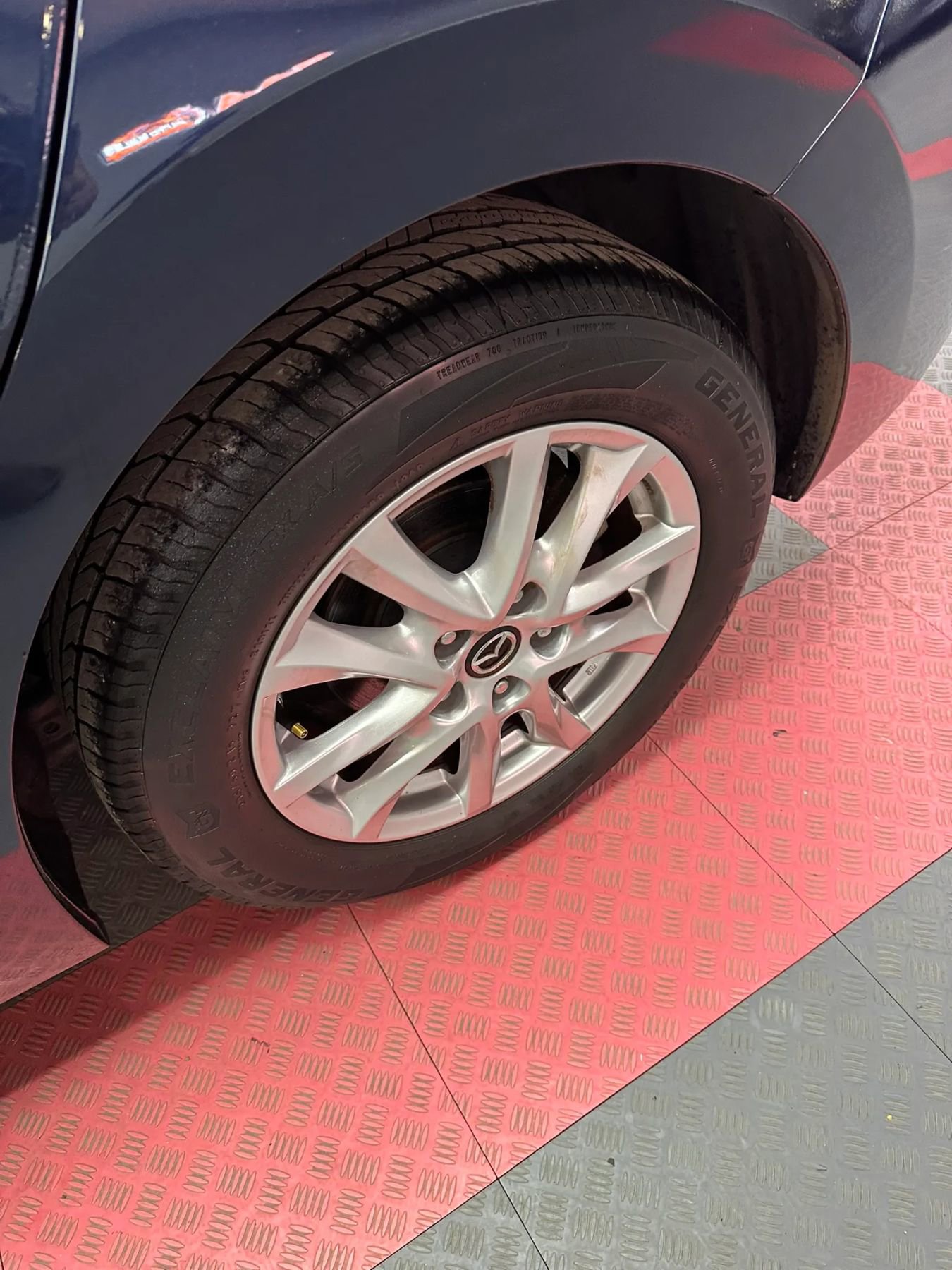 Used 2016 MAZDA MAZDA3 i Grand Touring image 31