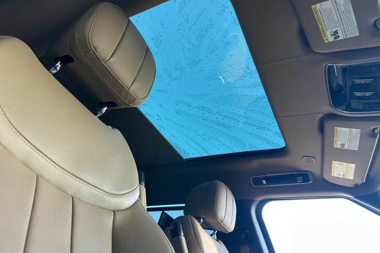 Certified 2023 Land Rover Range Rover Long Wheelbase Autobiography image 15