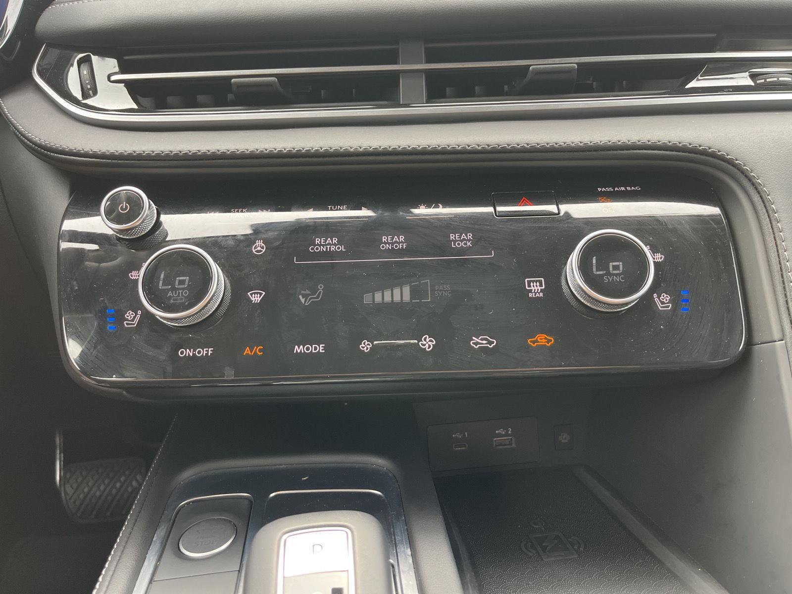 Certified 2025 INFINITI QX60 Luxe image 36