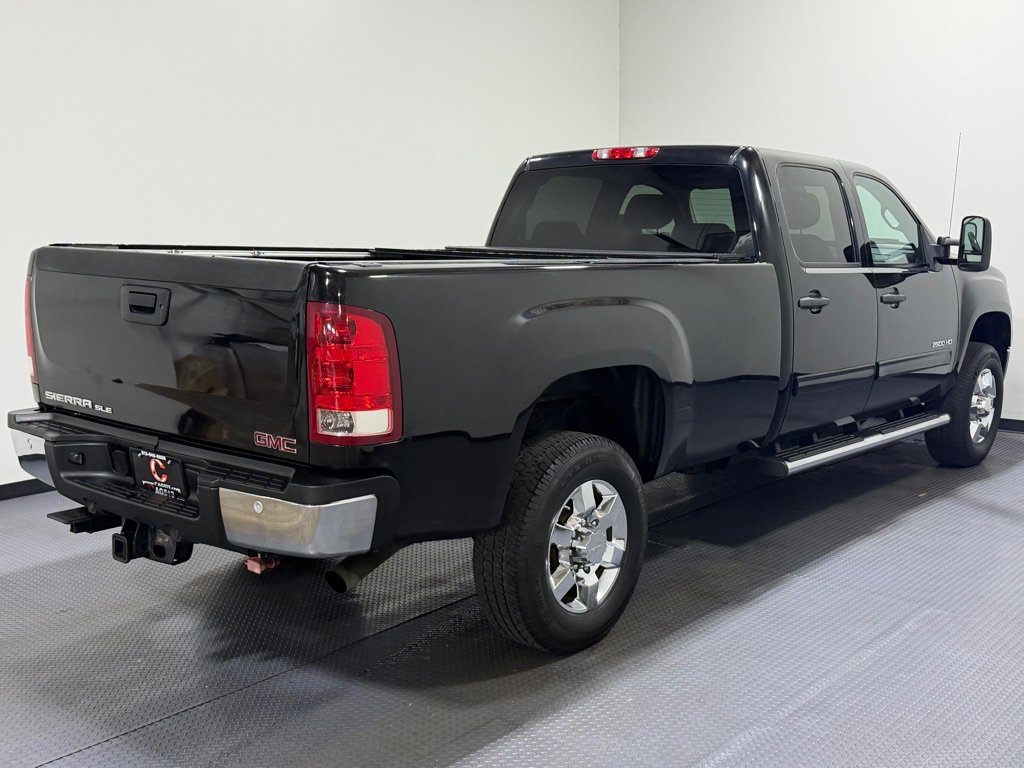 Used 2011 GMC Sierra 2500 SLE w/ SLE Preferred Package AWD/4WD image 5