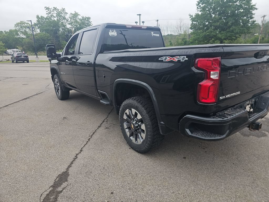 Used 2021 Chevrolet Silverado 2500 Custom w/ Custom Convenience Package AWD/4WD image 9