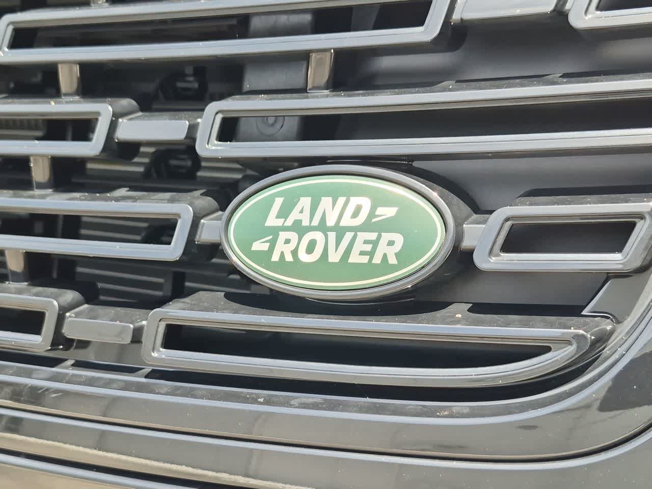 Certified 2026 Land Rover Range Rover Velar Dynamic SE AWD/4WD image 11