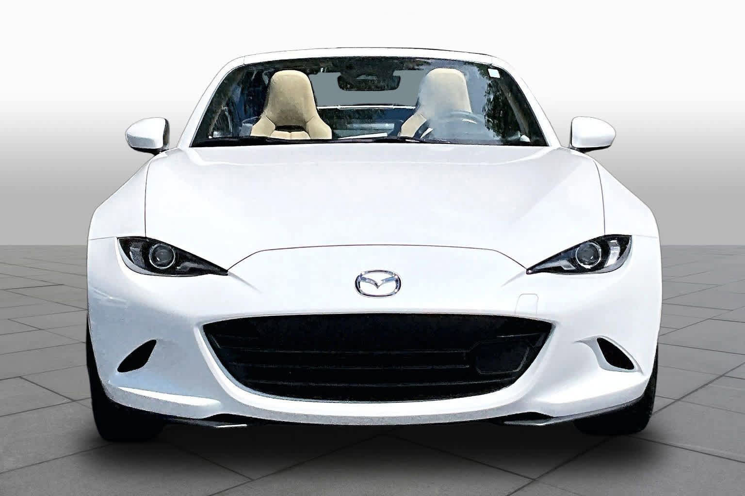 Used 2024 MAZDA MX-5 Miata RF Grand Touring w/ Weather Package RWD image 4