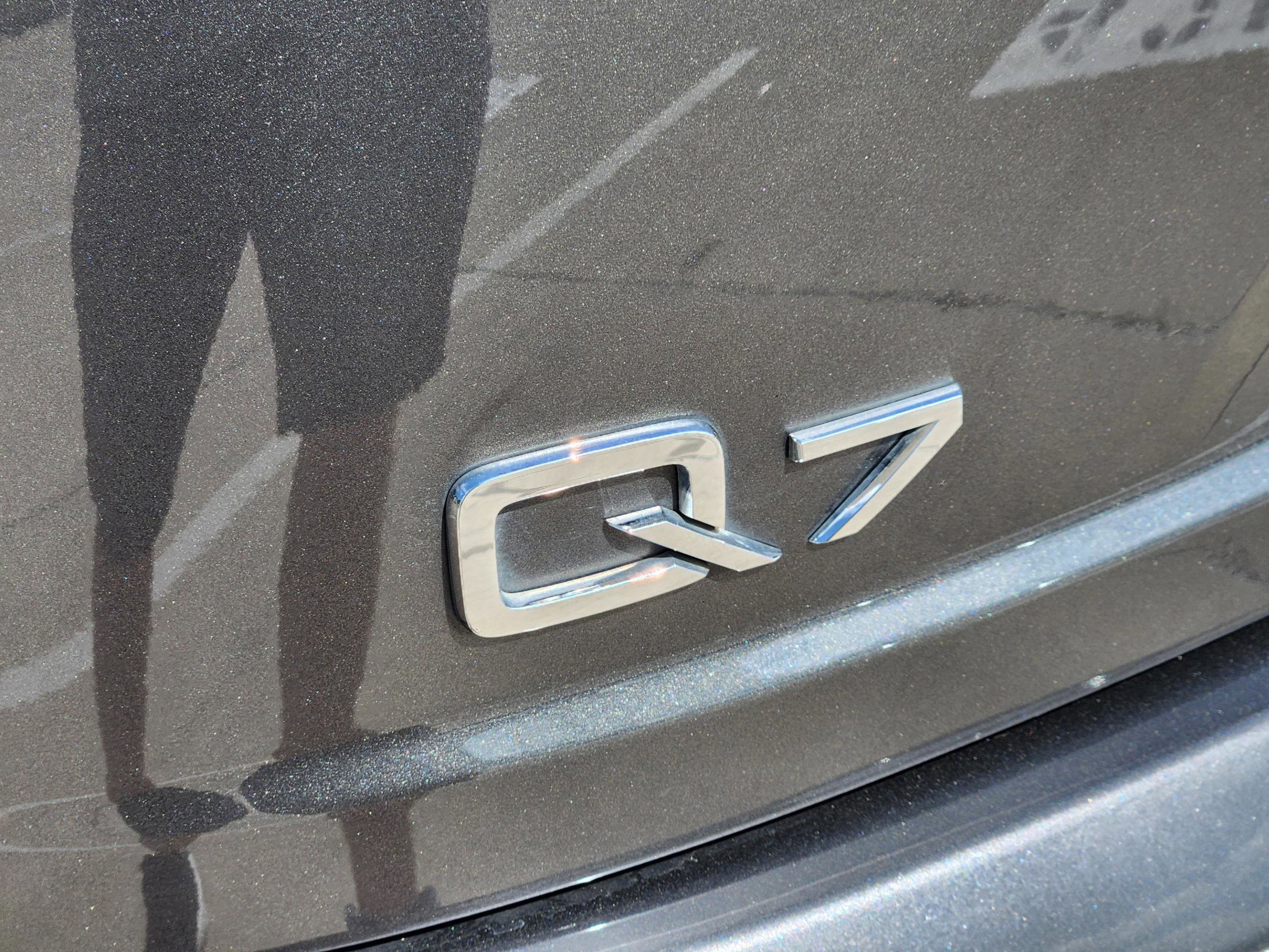 Used 2018 Audi Q7 3.0T Premium Plus AWD/4WD image 13