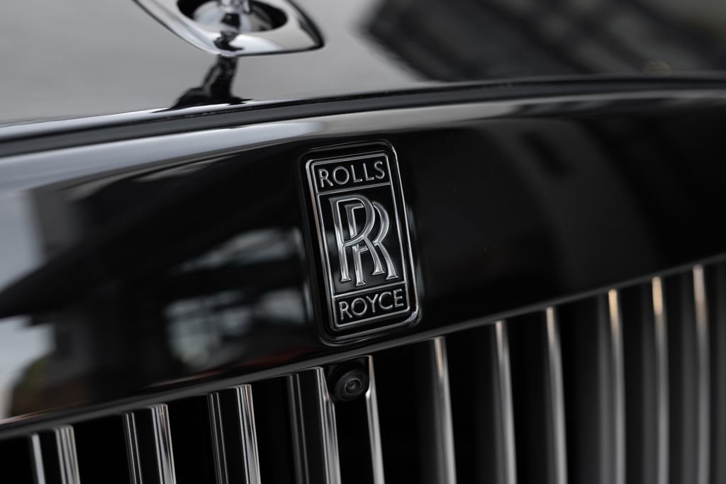 Used 2025 Rolls-Royce Ghost Black Badge image 13