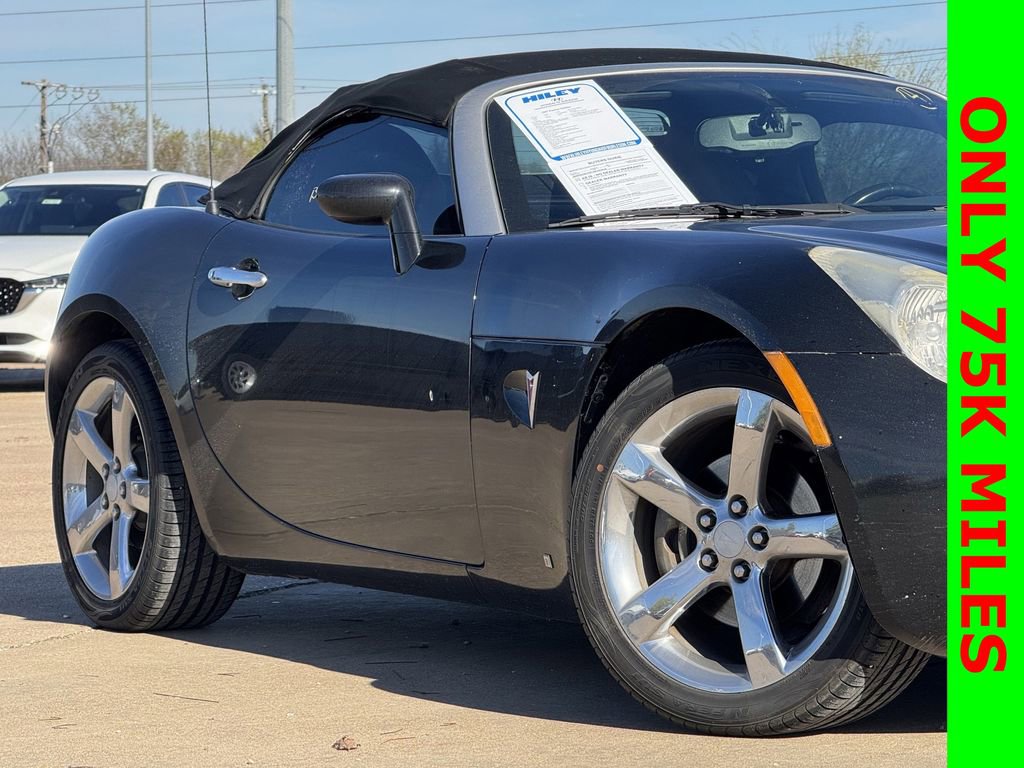 Used 2007 Pontiac Solstice Convertible w/ Premium Package image 3