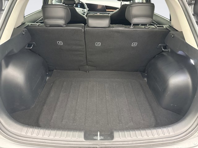 Used 2023 Kia Niro SX Touring image 21