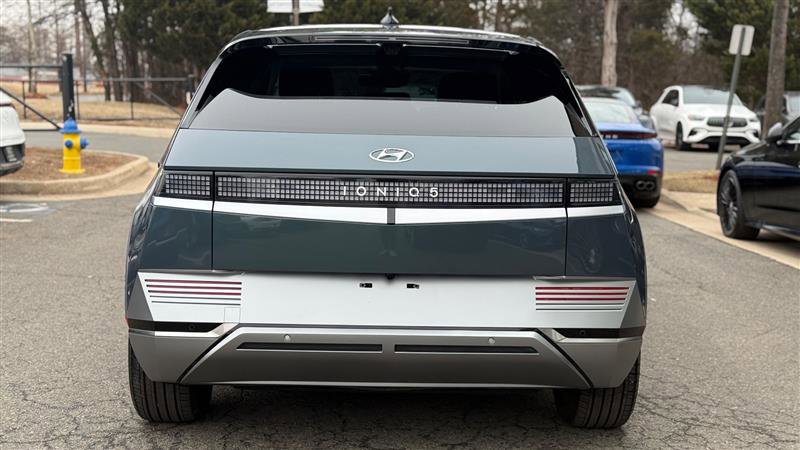 Used 2024 Hyundai Ioniq 5 Limited image 4