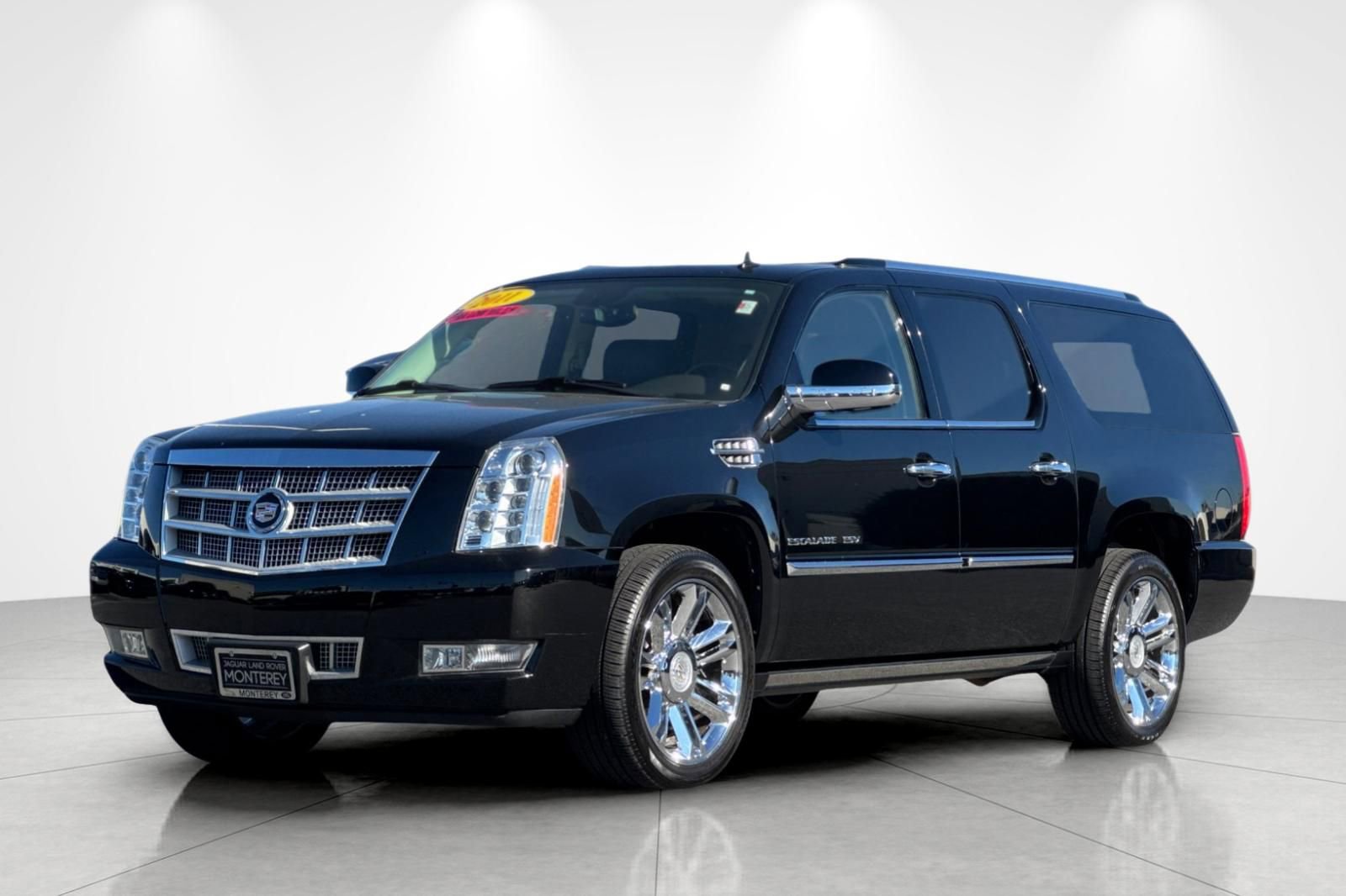 Used 2011 Cadillac Escalade ESV Platinum image 2