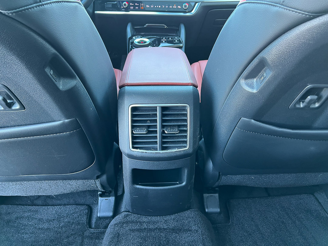 Used 2023 Kia Sportage SX Prestige image 34