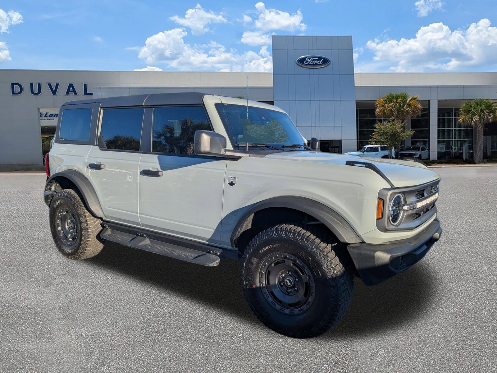 Certified 2024 Ford Bronco Big Bend image 2