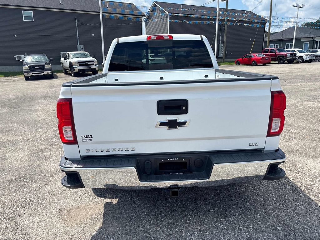 Used 2018 Chevrolet Silverado 1500 LTZ w/ Sport Package AWD/4WD image 4