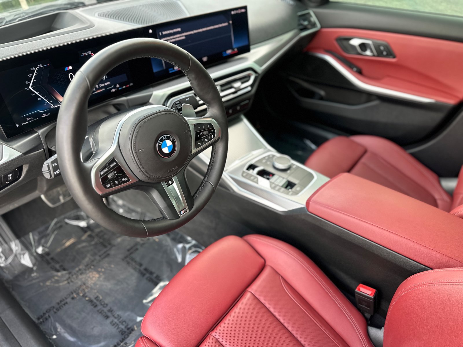 Used 2024 BMW 330i xDrive Sedan w/ M Sport Package AWD/4WD image 19