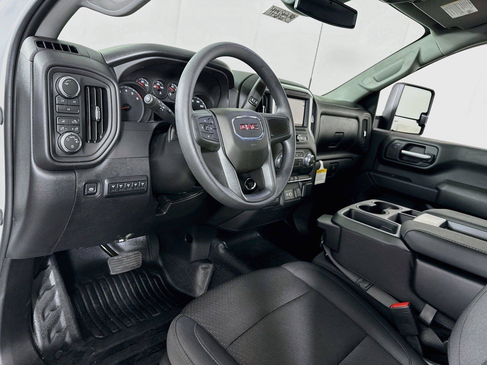 New 2026 GMC Sierra 3500 Pro AWD/4WD image 3