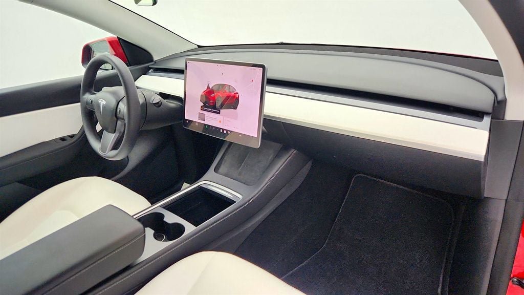 Used 2022 Tesla Model Y Performance image 30