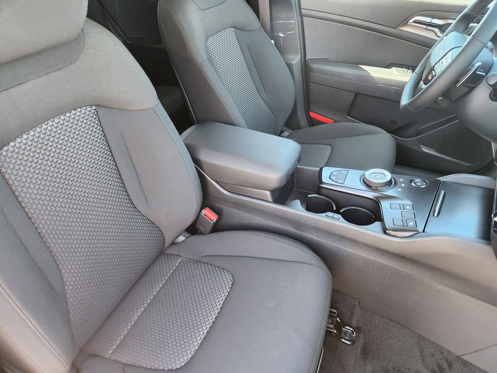 New 2026 Kia Sportage S image 14