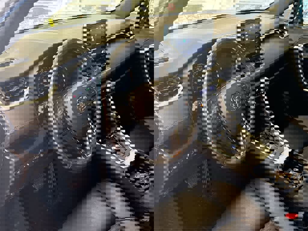 Used 2020 Toyota RAV4 XSE image 10