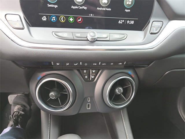 Used 2023 Chevrolet Blazer LT image 18