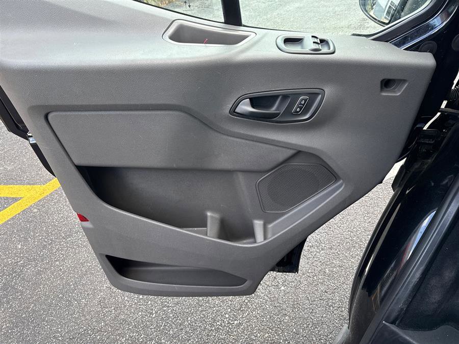 Used 2023 Ford Transit 350 XLT image 54